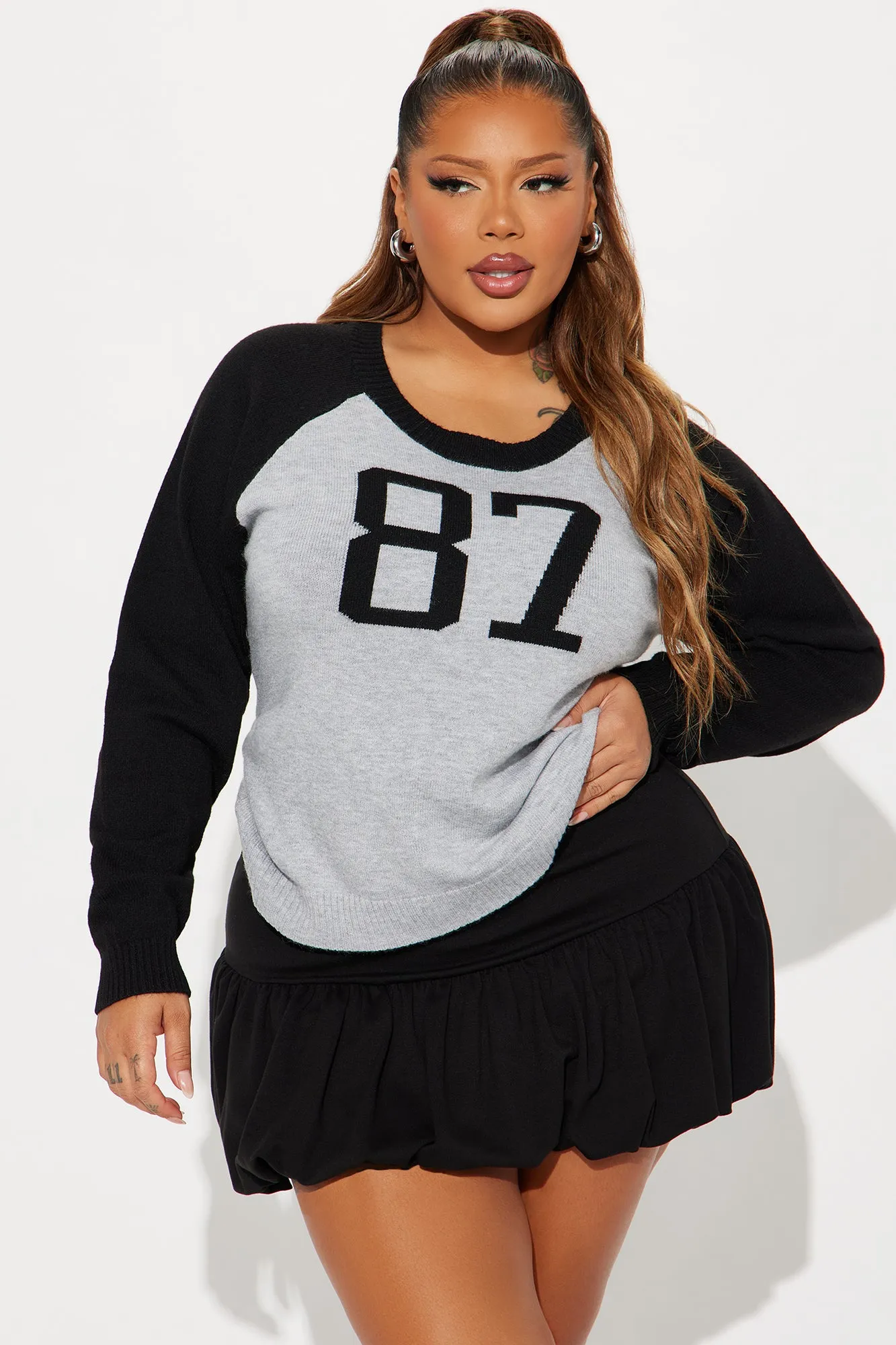 87 Sweater - Black/combo