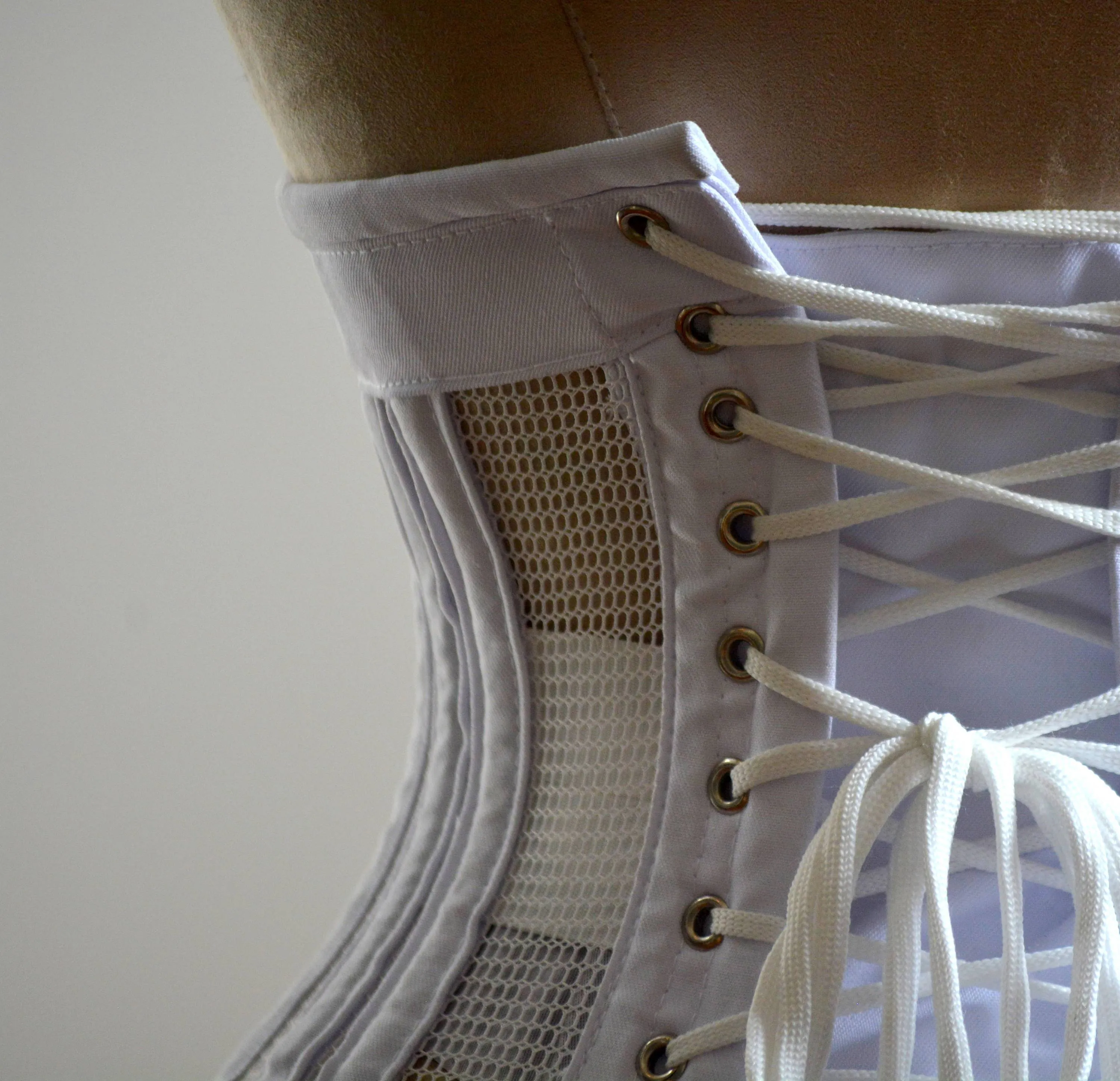 Chords (laces) for corsets: black, white, red and beige