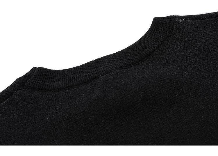 Pig Tail | Loose Crew-neck Jumper