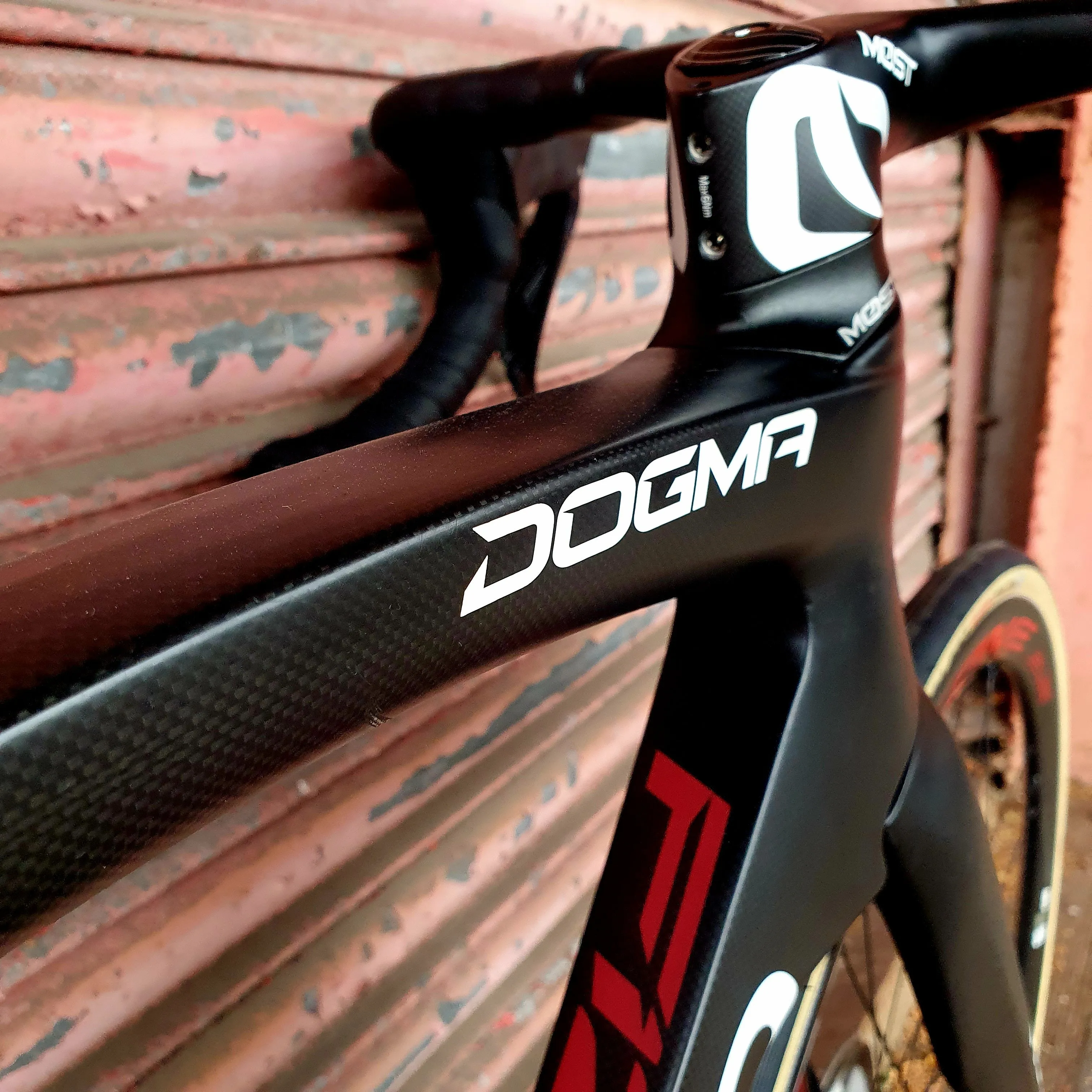 Pinarello Dogma F12 Ineos Ultegra Di2 2020