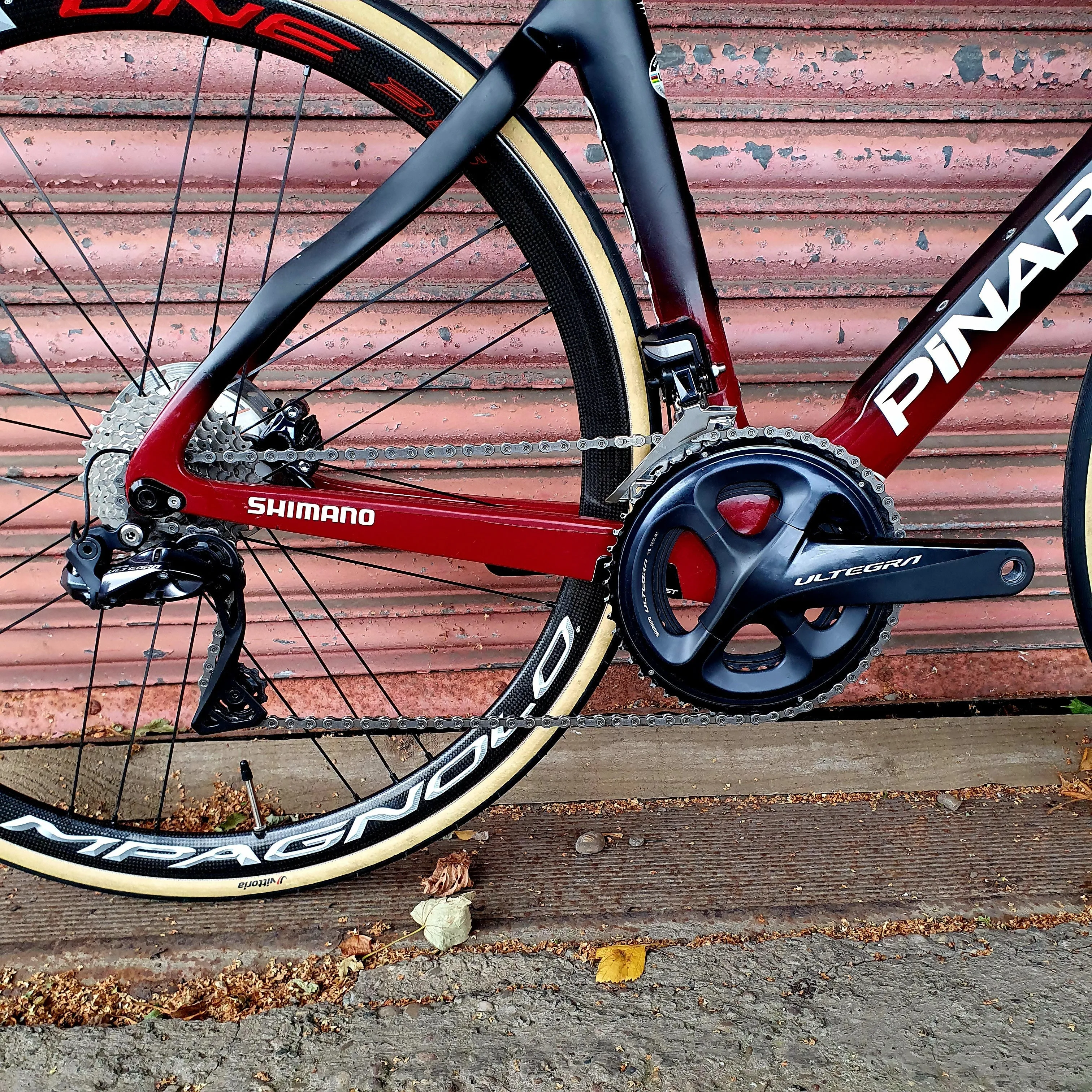 Pinarello Dogma F12 Ineos Ultegra Di2 2020
