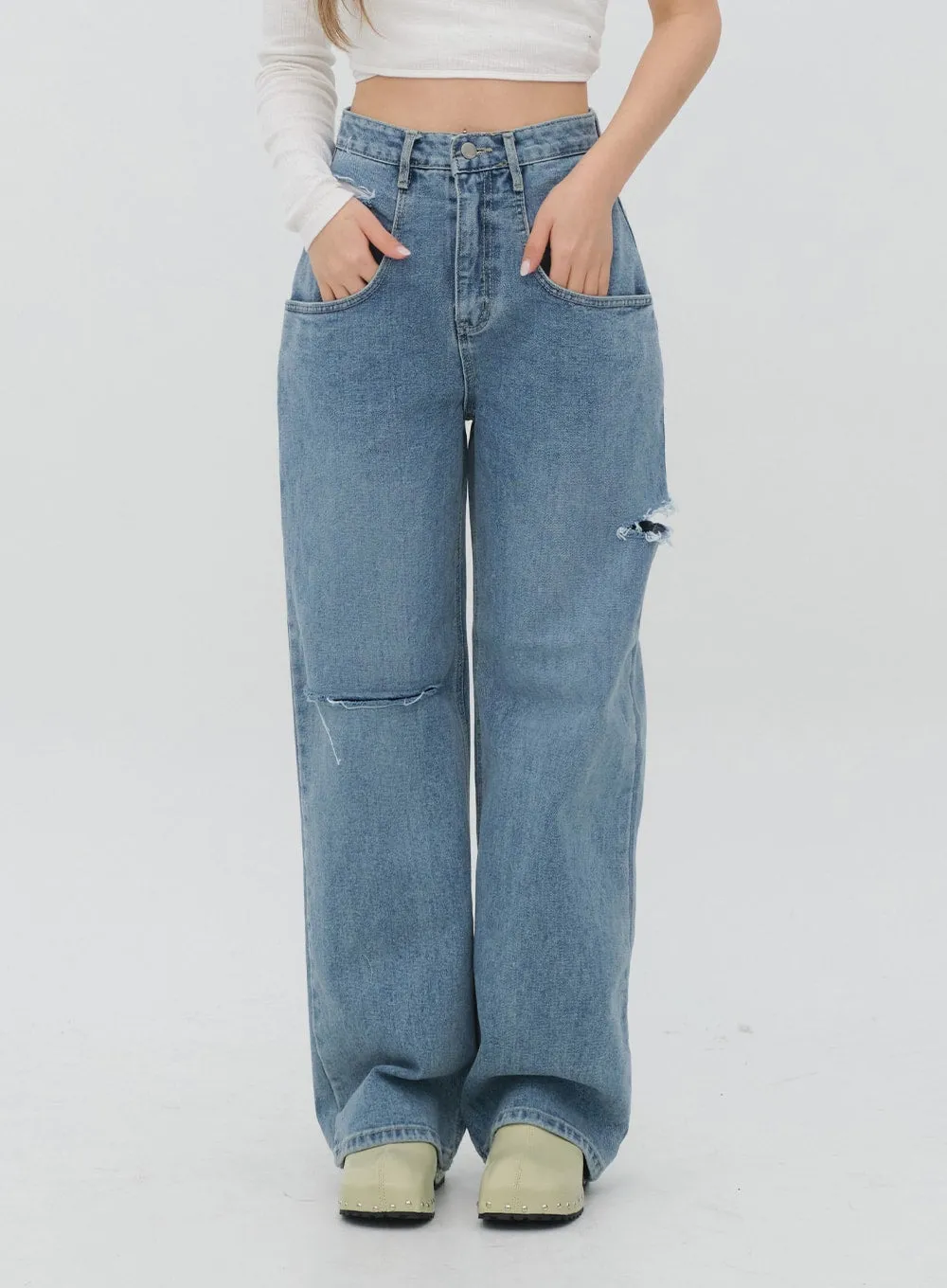Torn Wide Leg Jeans C1002