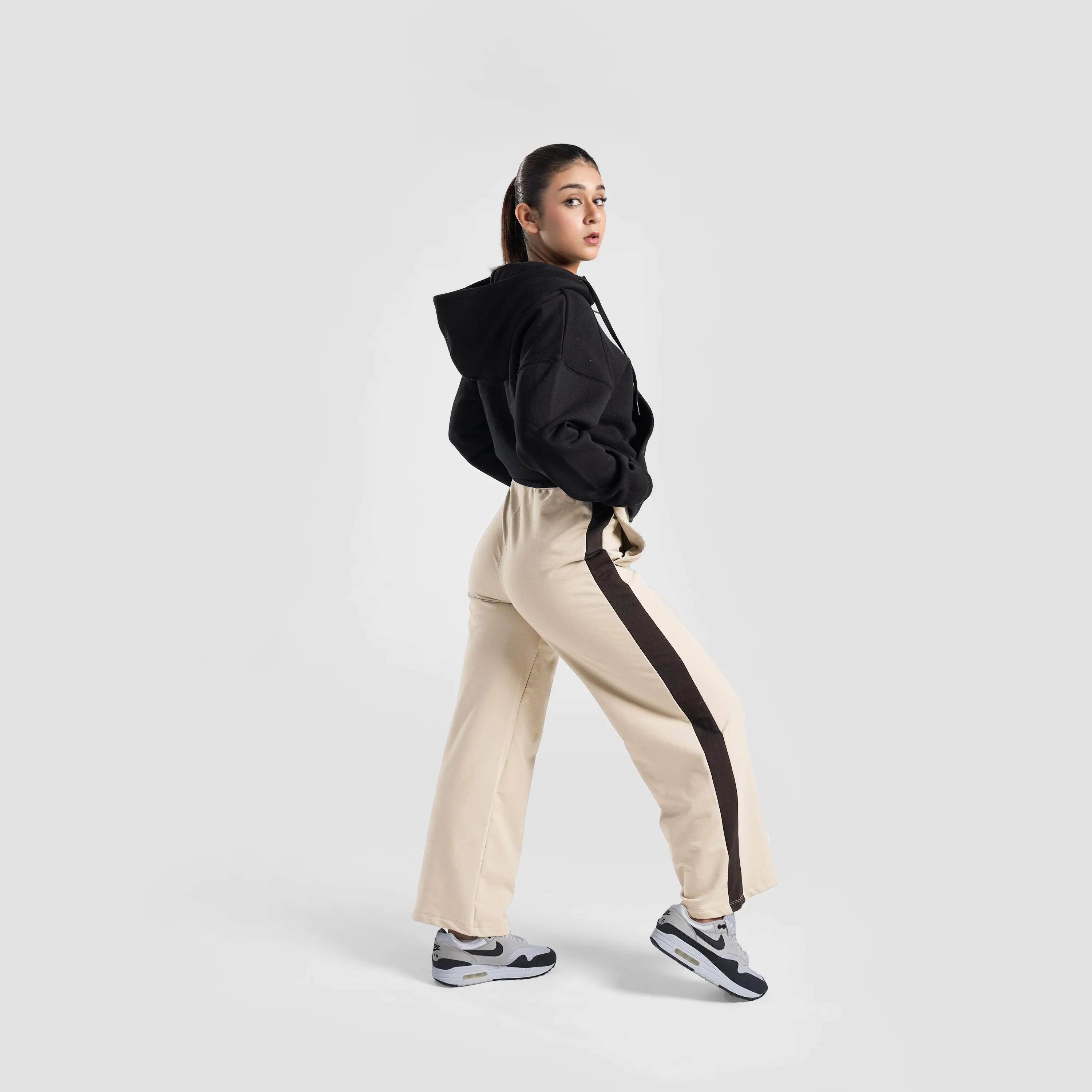 Trail Track Pants (Beige-Black)