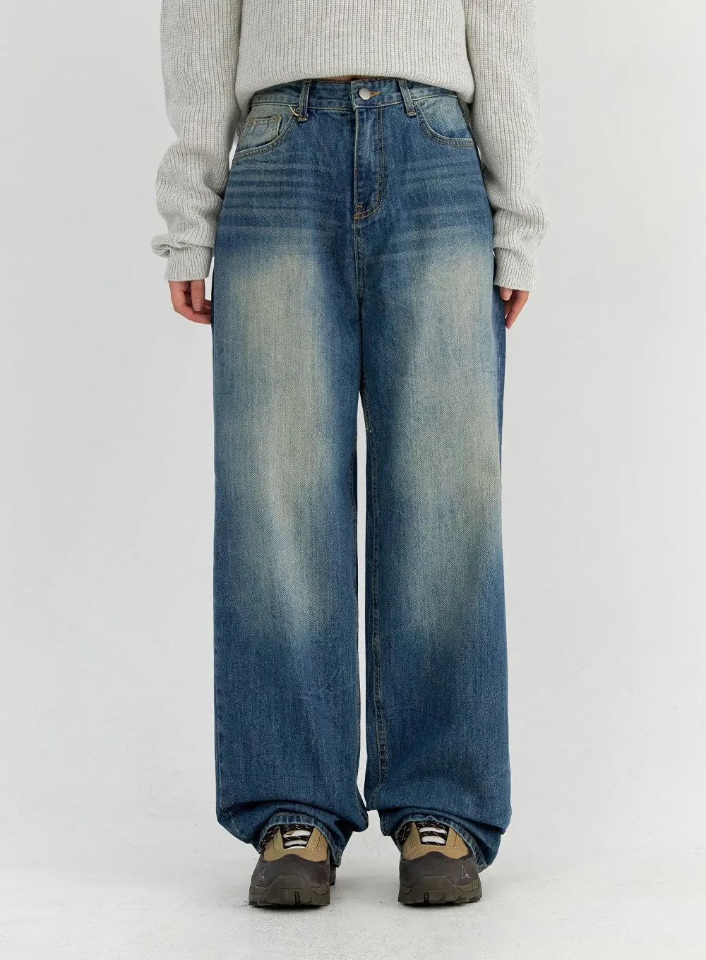 Washed Wide Leg Jeans CO327