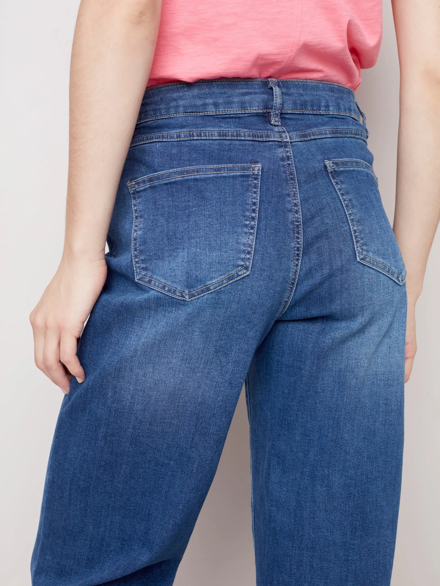 WIDE LEG CROP JEANS