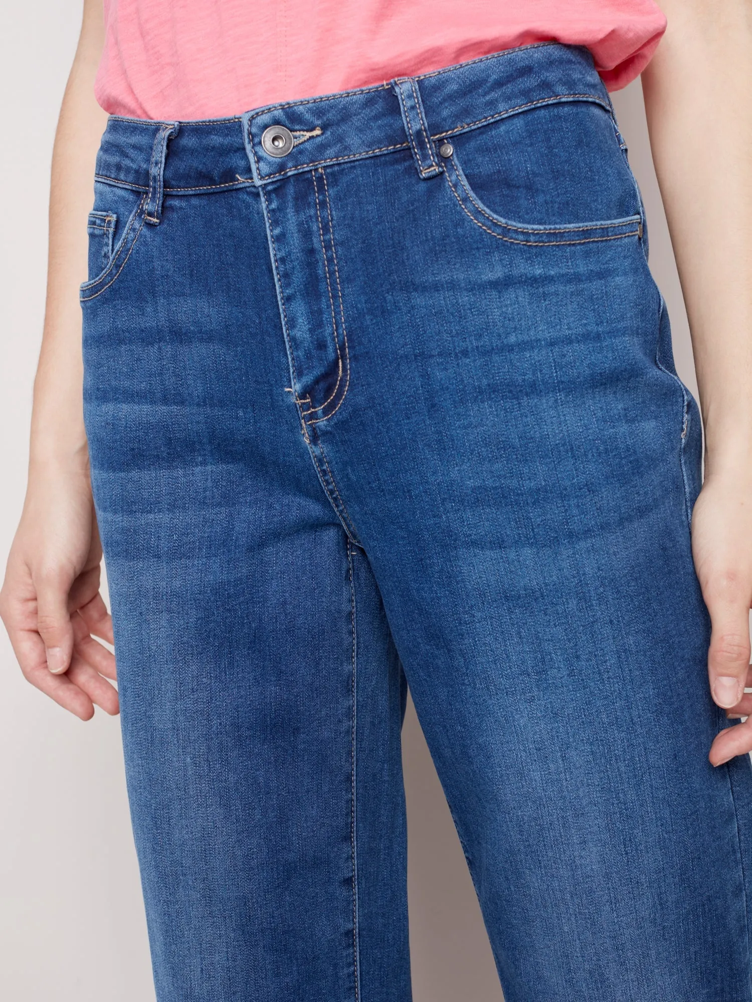 WIDE LEG CROP JEANS